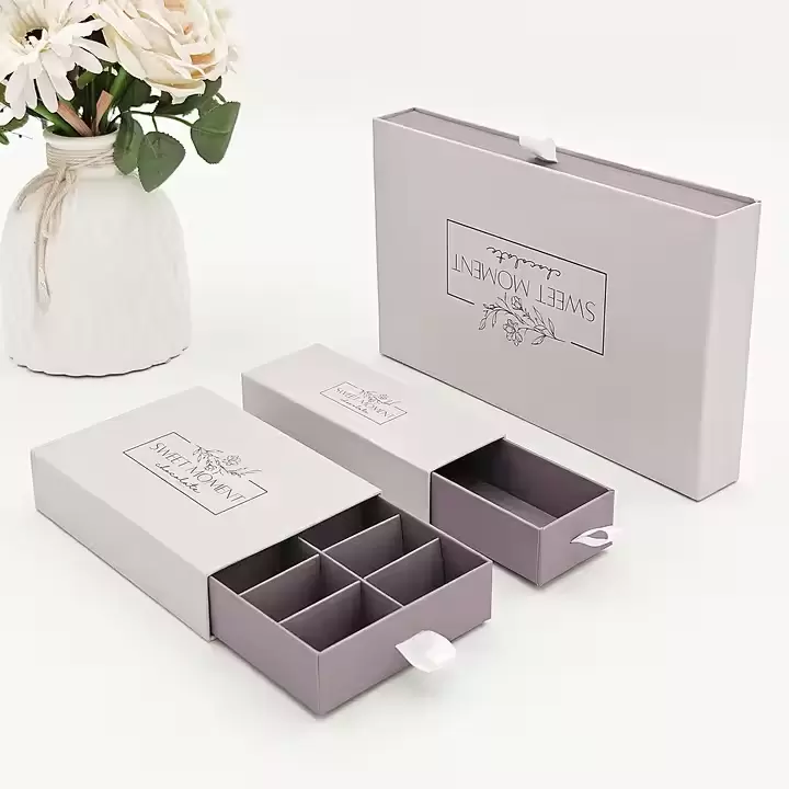  Шоколадная коробка ко Дню святого Валентина 