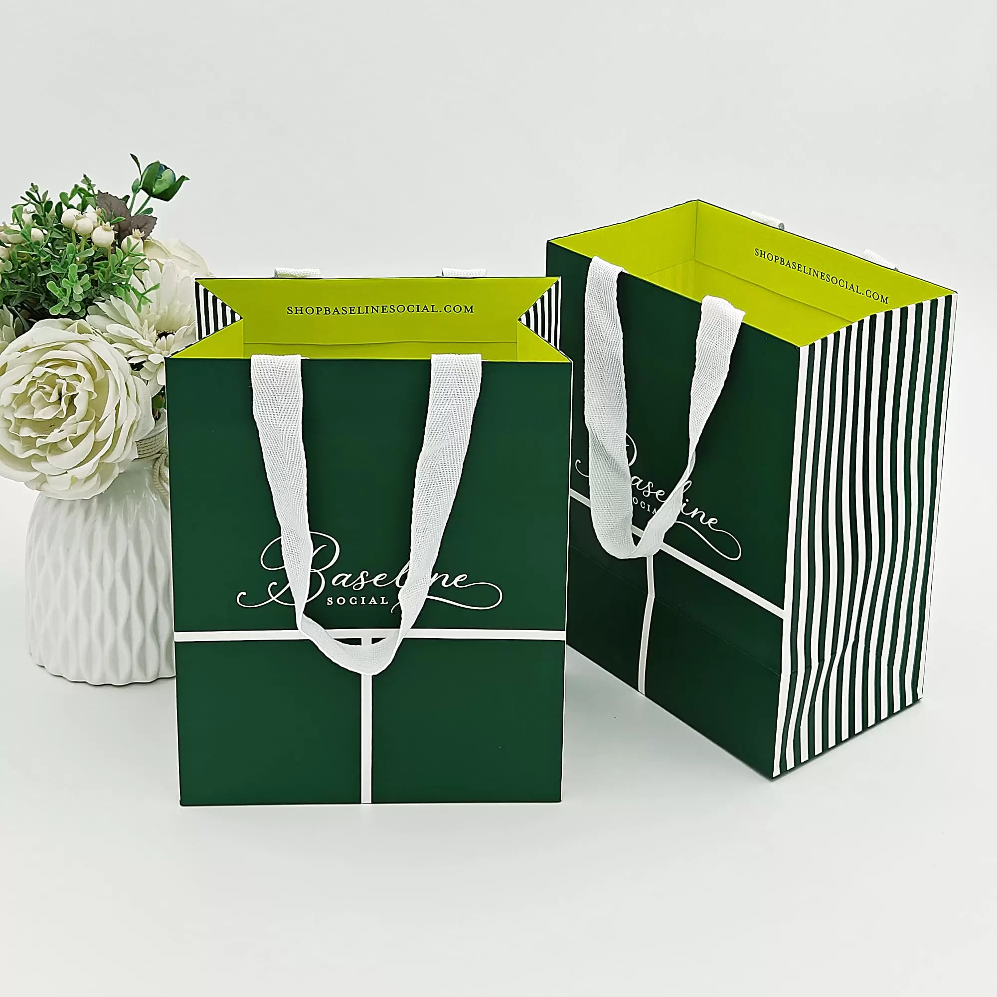 Бумажный пакет для покупок